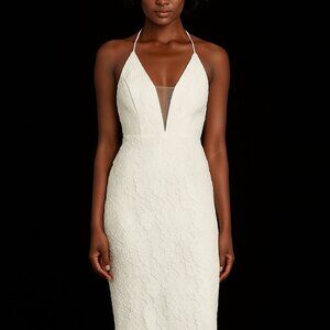 Lulu’s Women's White V Neck Scalloped Lace Zip Back Backless Halter Dress XL